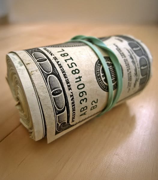 I Accidentally Dropped My 14-Year-Old Son’s Piggy Bank That I Hadn’t Seen before — I Was Shocked by What Was Inside