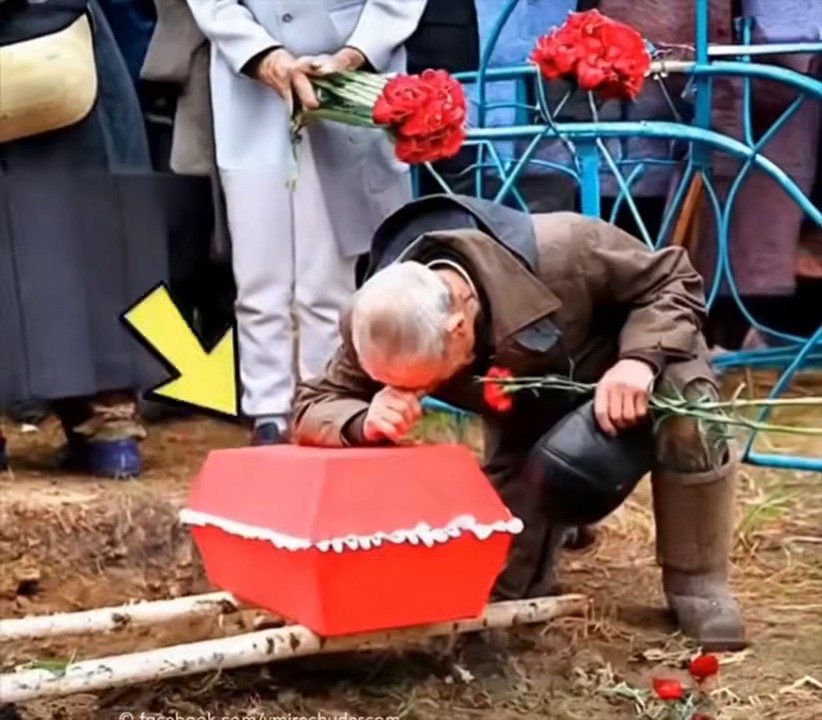 At his granddaughter’s funeral, suspecting that something was wrong, the old man approached the coffin